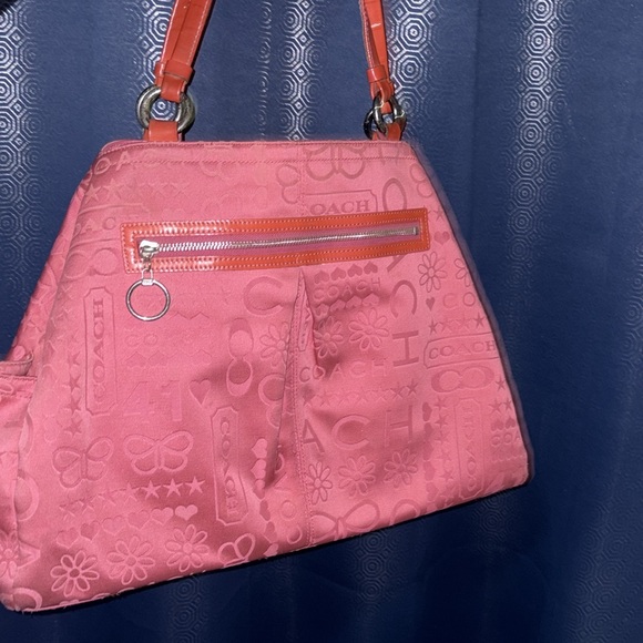 Coach Pink poppy Shoulder Bag 2010 GUC 12”x15” - Picture 3 of 17